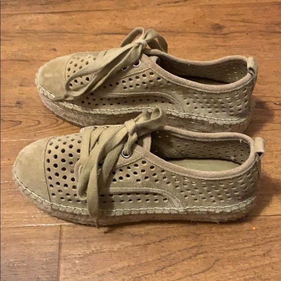 New! Tan espadrille sneakers size 5.5 - Picture 2 of 5